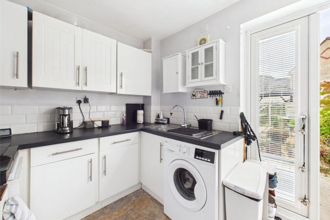 23, Dudbridge Meadow, Stroud photo 2