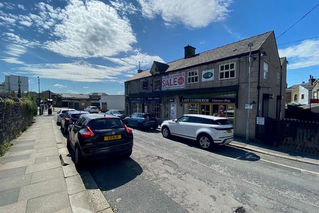 Retail premises to let in 3 New Market Street, Clitheroe