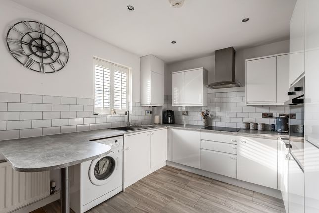 35 The Sidings, Sevenoaks photo 3