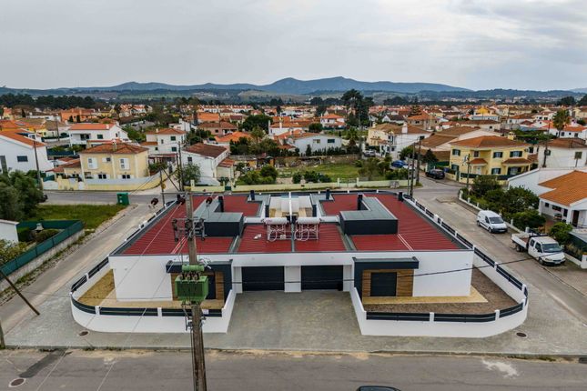 Town house for sale in R. Família Bronze, 2925, Portugal