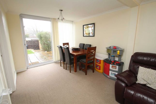 46, Livingstone Walk, Hemel Hempstead photo 5