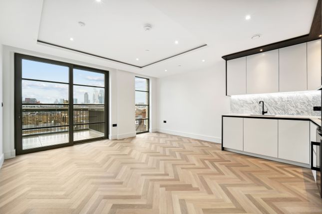 Thumbnail Flat to rent in Errington House, 94 Southwark Bridge Road