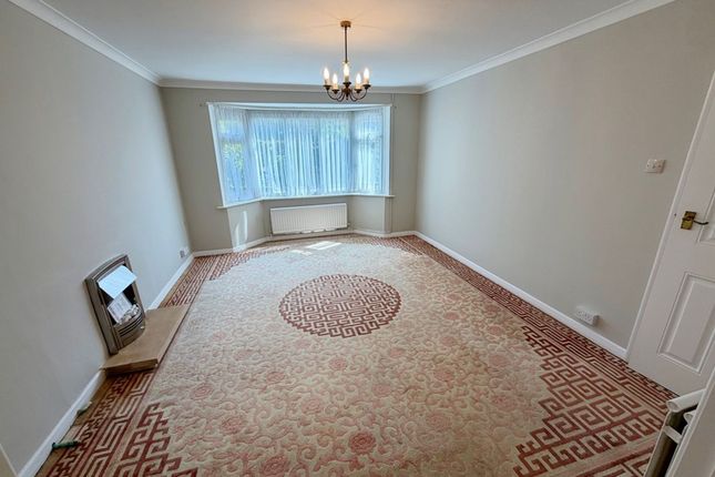 3 Parsons Way, Swindon photo 4