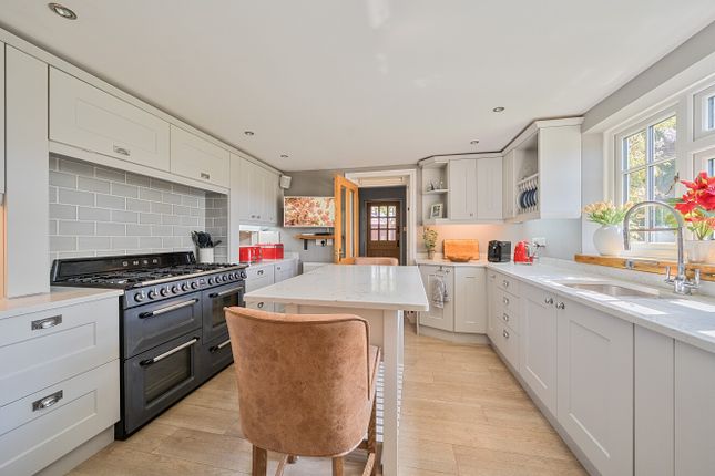3, Woodside Lane, New Milton photo 2