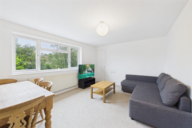 34, Tozer Way, Chichester photo 4