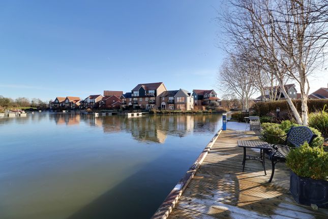 Studio for sale in Marine Approach, Burton Waters, Lincoln