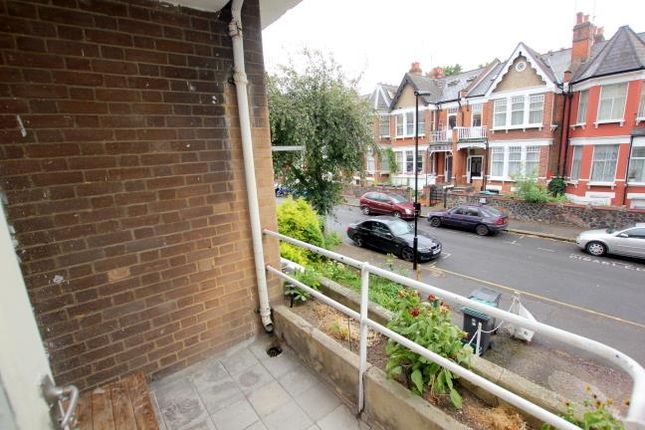 Flat for sale in Rosebery Gardens, Crouch End