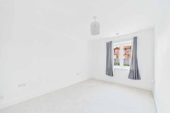 Clarence Court,1, Brighton Road, Horsham photo 4
