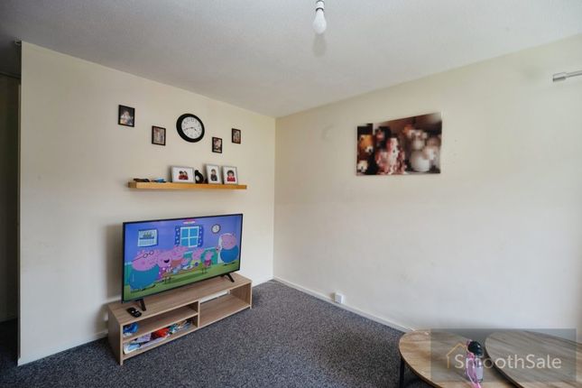 18, Blackmoor Court, Leeds photo 4