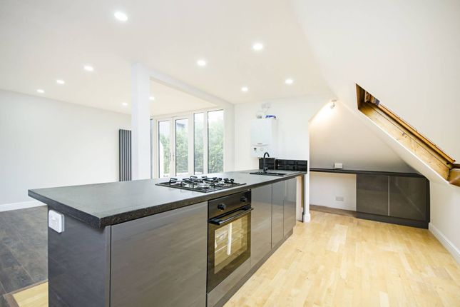 Thumbnail Flat for sale in Green Lanes, Manor House, London