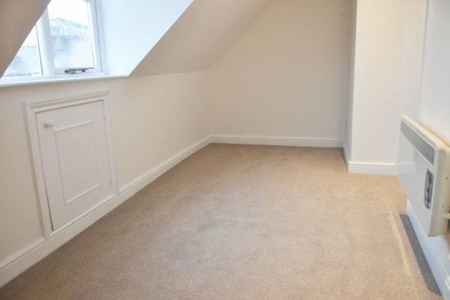 Flat 9, Redvers Court, Bystock Terrace, Exeter photo 3