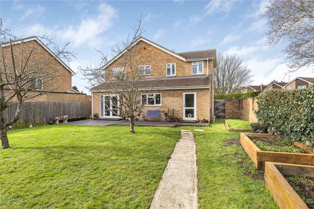 Thumbnail Country house for sale in Meadow Close, Farmoor, Oxford, Oxfordshire
