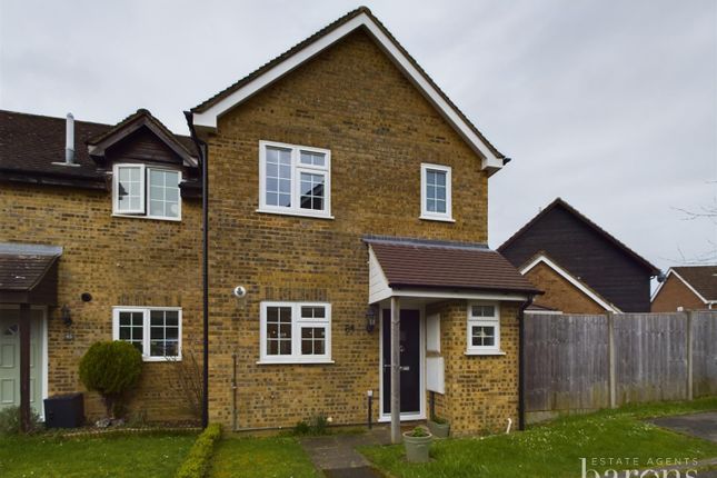 Semi-detached house for sale in Paterson Close, Kempshott Rise, Basingstoke