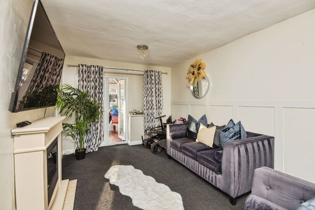 23, Pickthorn Close, Lancaster photo 4