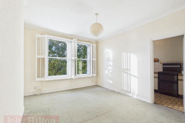 Flat 4, 36, Eaton Place, Brighton photo 4