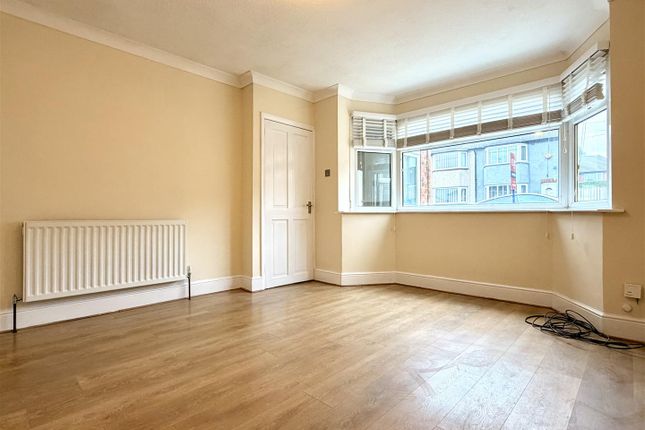 8, Stanage Rise, Sheffield photo 2