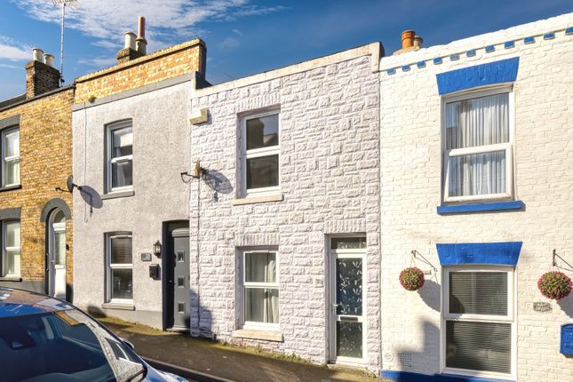2-bed house on 30, Alexandra Road, Kent, £130,000
