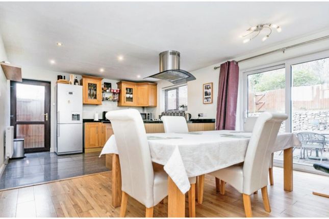 19, Hargreaves Nook, Blakelands, Milton Keynes photo 2