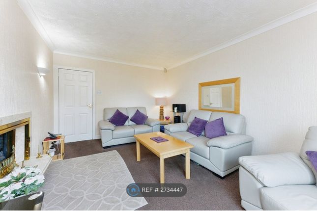 Flat, Knapdale Street, Glasgow photo 3