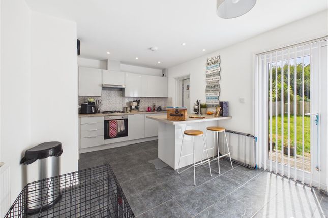 48, Porthia Road, St. Ives photo 4