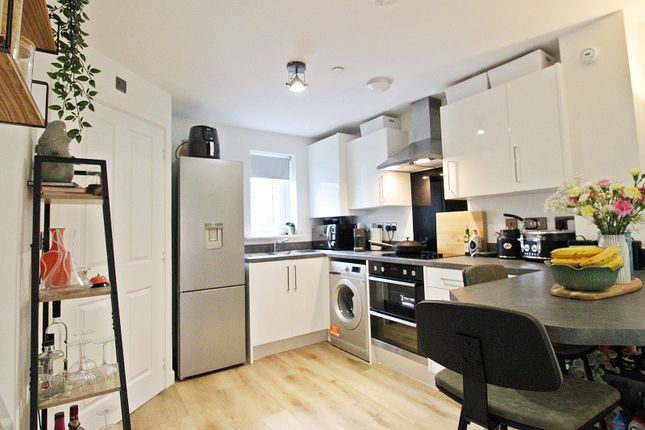 Lounge-Kitchen