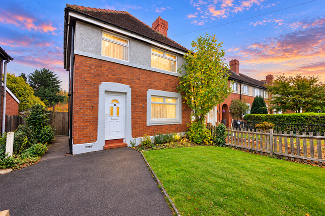 3-bed house on East End Crescent, Barnsley, £140,000