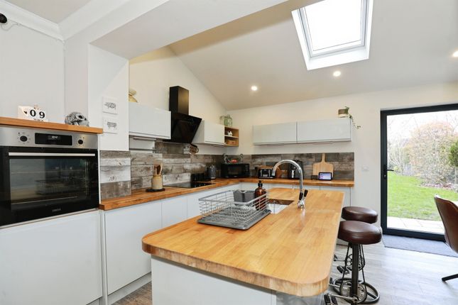 5, Holford Avenue, NORTHWICH photo 4