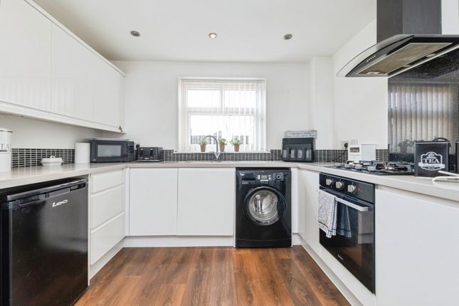 16, Coniston Drive, Durham photo 4