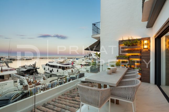 Apartment for sale in Puerto, Marbella - Puerto Banus, Marbella