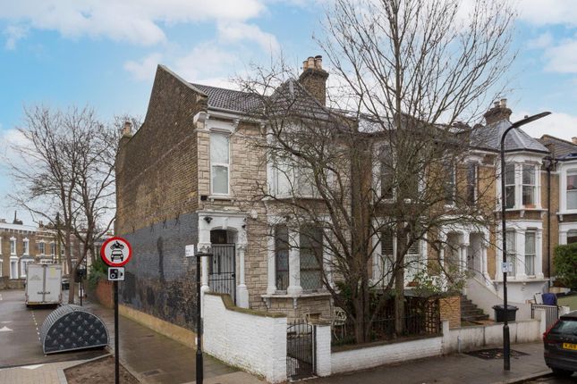 129, Brooke Road, London photo 3