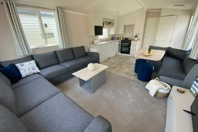 2-bed caravan on Swift Loire, Ashbourne Heights Park, Ashbourne, £75,995