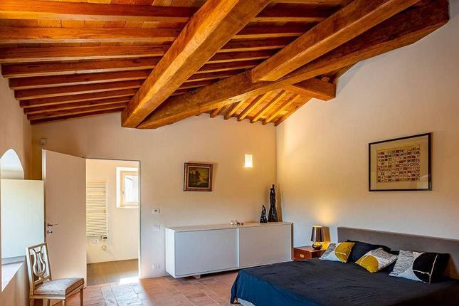 Country house for sale in Volterra, Volterra, Toscana