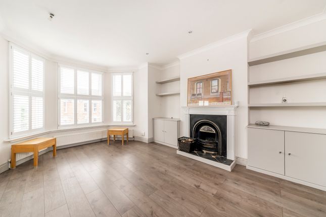 Thumbnail Flat to rent in Radcliffe Avenue, London