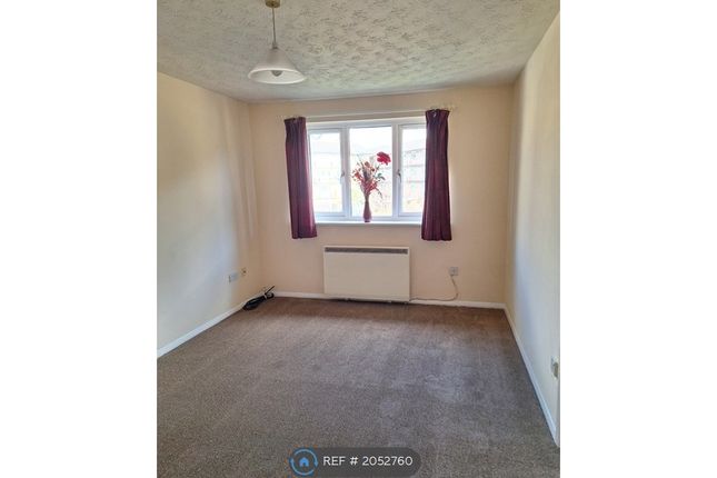 Thumbnail Flat to rent in Baker Court, London
