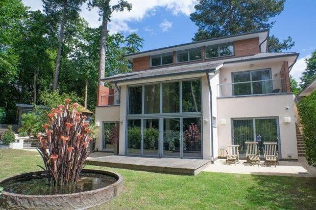 Thumbnail Property to rent in 3 Woodland Drive, Cobham