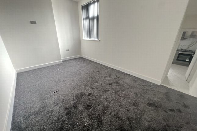 Flat 2 156, Kimberley Road, Leicester photo 2