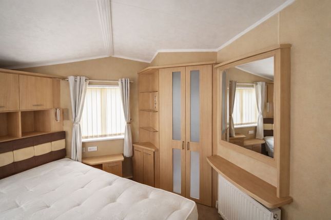 P5, Greendales Caravan Park, Morecambe photo 4