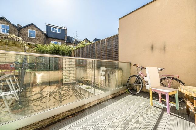 3 Tessa Apartments, 117, East Dulwich Grove, London photo 4