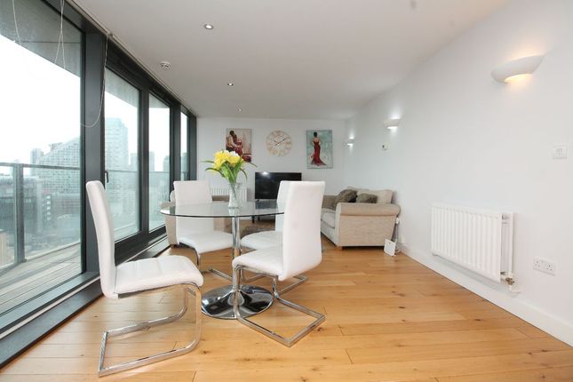 Thumbnail Flat to rent in Proton Tower, Blackwall Way, London