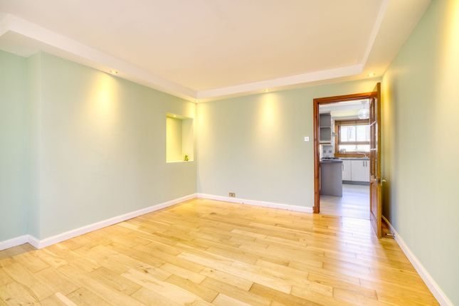 2 Barton Terrace, Fauldhouse photo 4