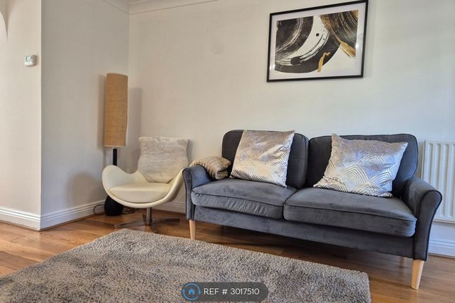 Undine Road, London photo 4