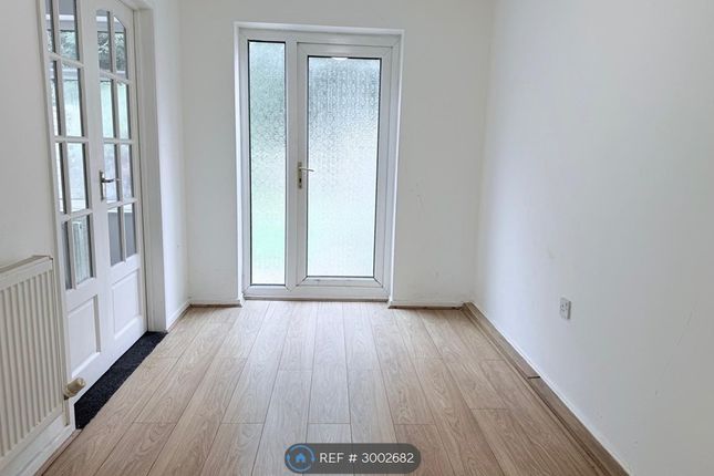 Marlfield Close, Ingol, Preston photo 4