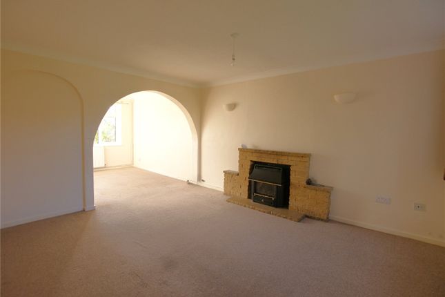 Coventry Close, Wimborne, photo 4