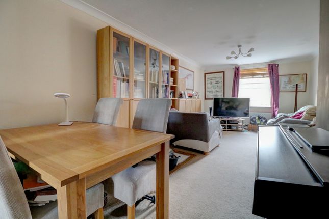 26, Running Foxes Lane, Singleton, Ashford photo 2