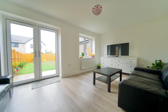 5, Celtic Rise, Weymouth photo 4