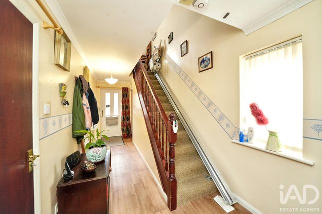 1a, Mount Avenue, Brierley Hill photo 4