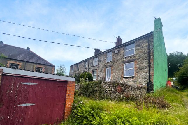 Thumbnail Terraced house for sale in Tan Y Bryn, Cwm-Y-Glo, Caernarfon