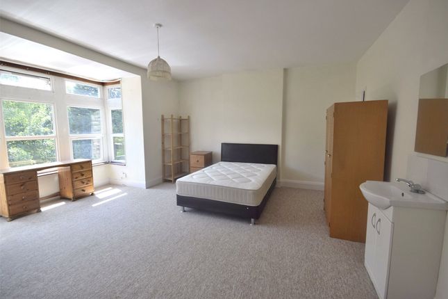 Room 3,, 14 Priory Road, BRISTOL photo 3
