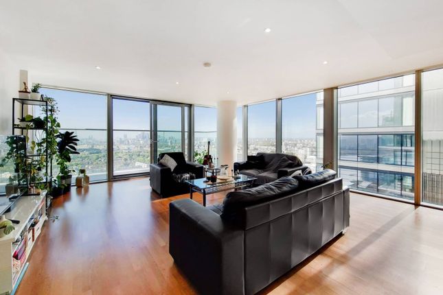 Thumbnail Flat for sale in Landmark West Tower, Canary Wharf, London