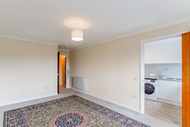 Flat 29, Elm Court, Glasgow photo 4
